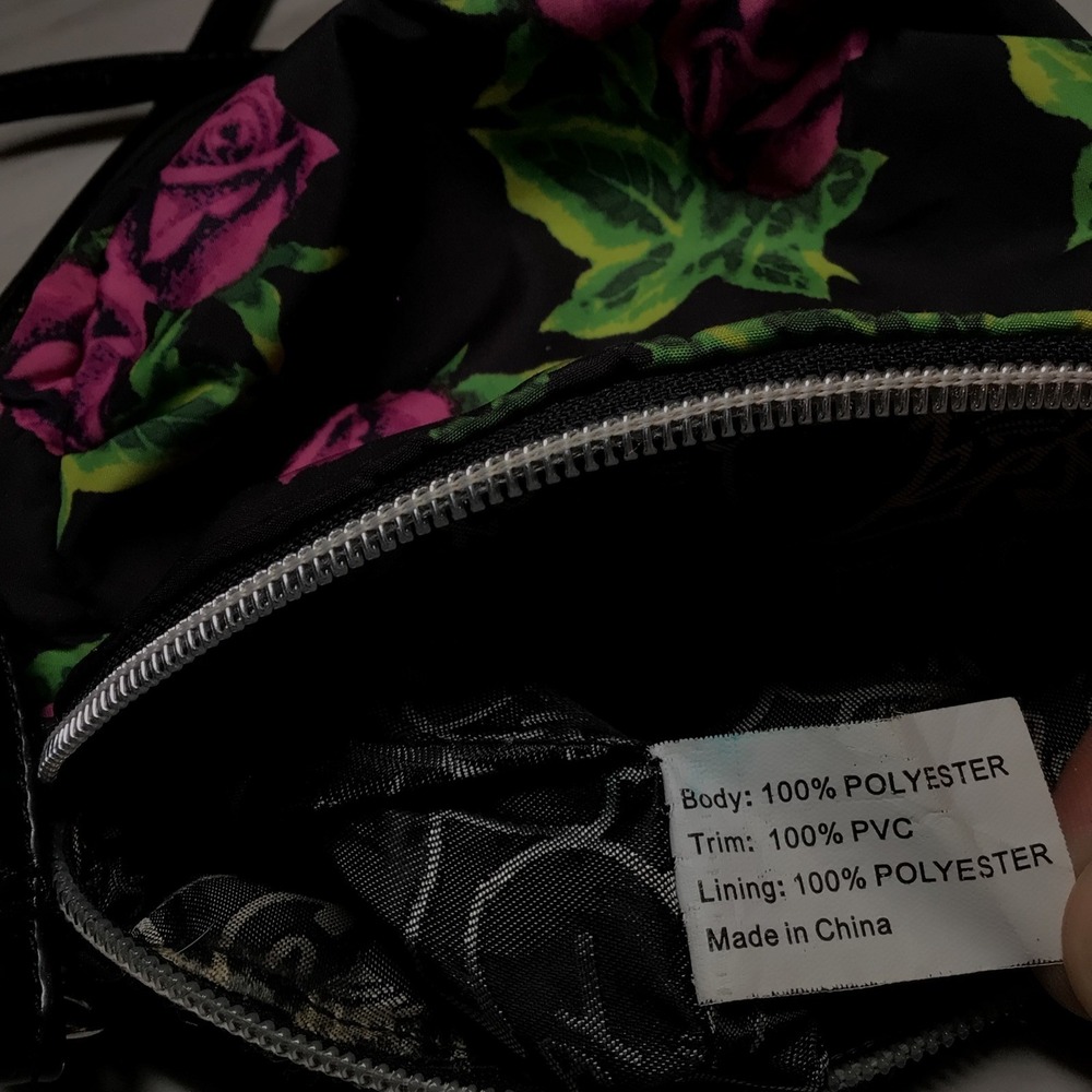 BETSEY JOHNSON Pink Roses Small Round Fabric Crossbody Purse Bag *REPLACED STRAP - Picture 8 of 10